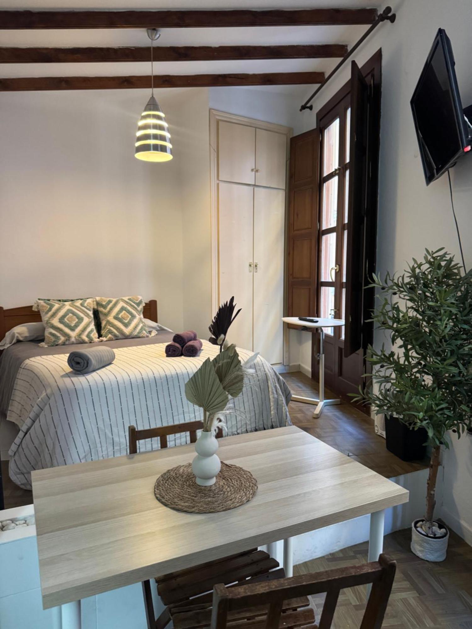 Cozy Studio Close To The Cathedral Granada Buitenkant foto